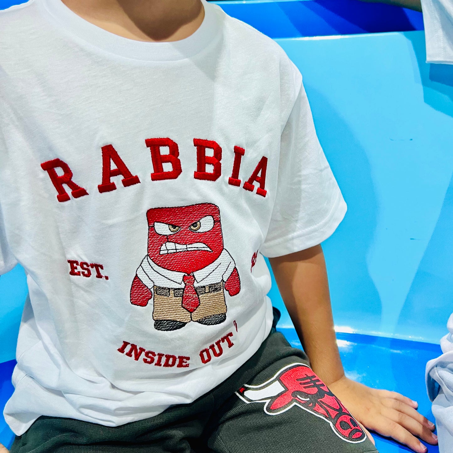 T-shirt Rabbia Inside out